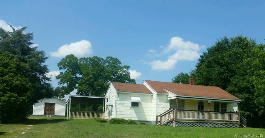 Don't miss this cute one story house located in the jewel city of Ruby, S.C!  It features living room, three bedrooms, one bath, central heat and air, front covered porch, rear enclosed porch, car shed and detached storage/shop.