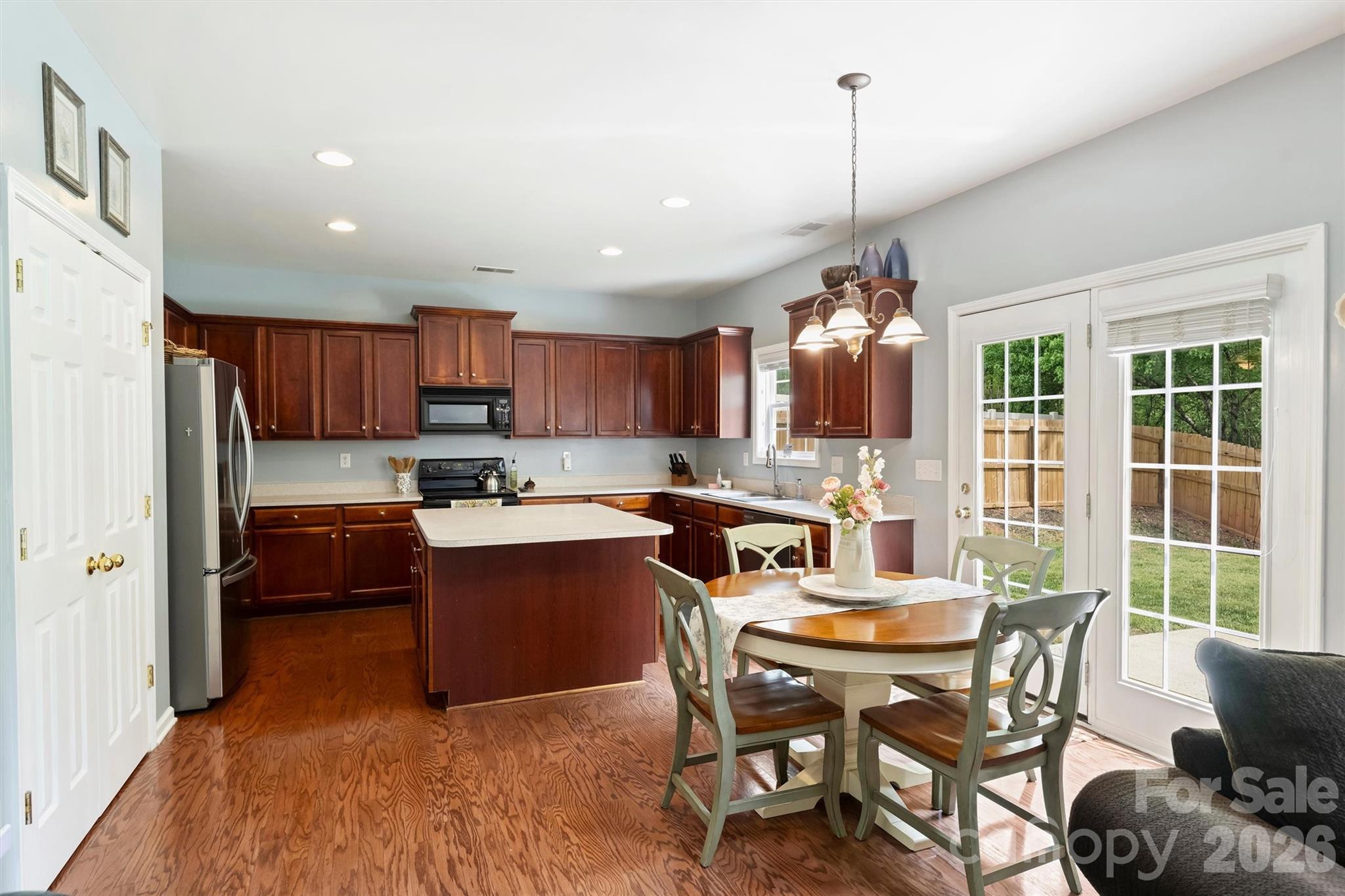 Old Stone Crossing - Residential