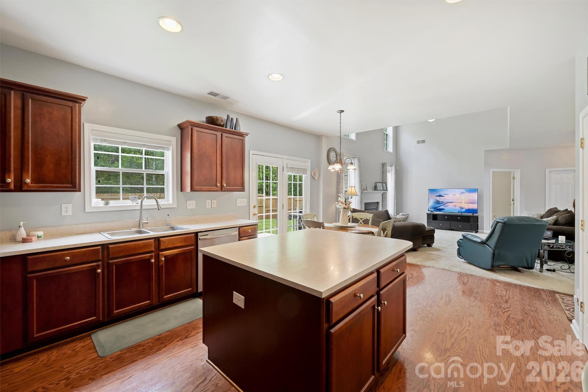 Old Stone Crossing - Residential