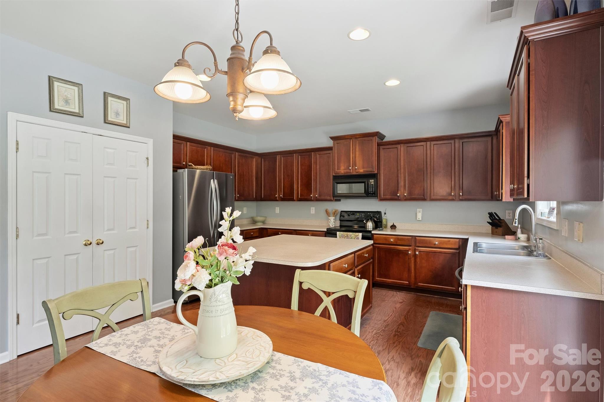 Old Stone Crossing - Residential