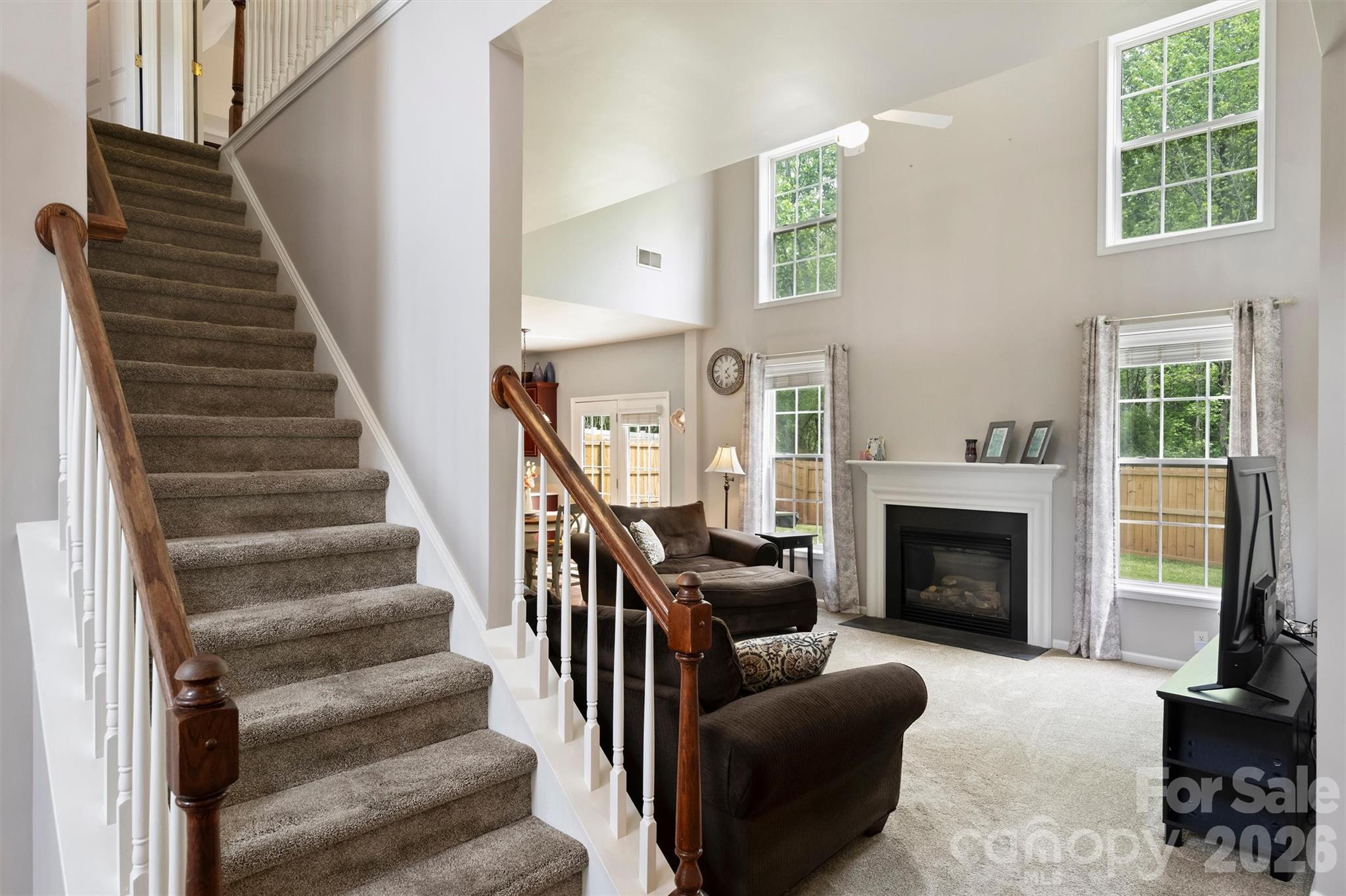 Old Stone Crossing - Residential