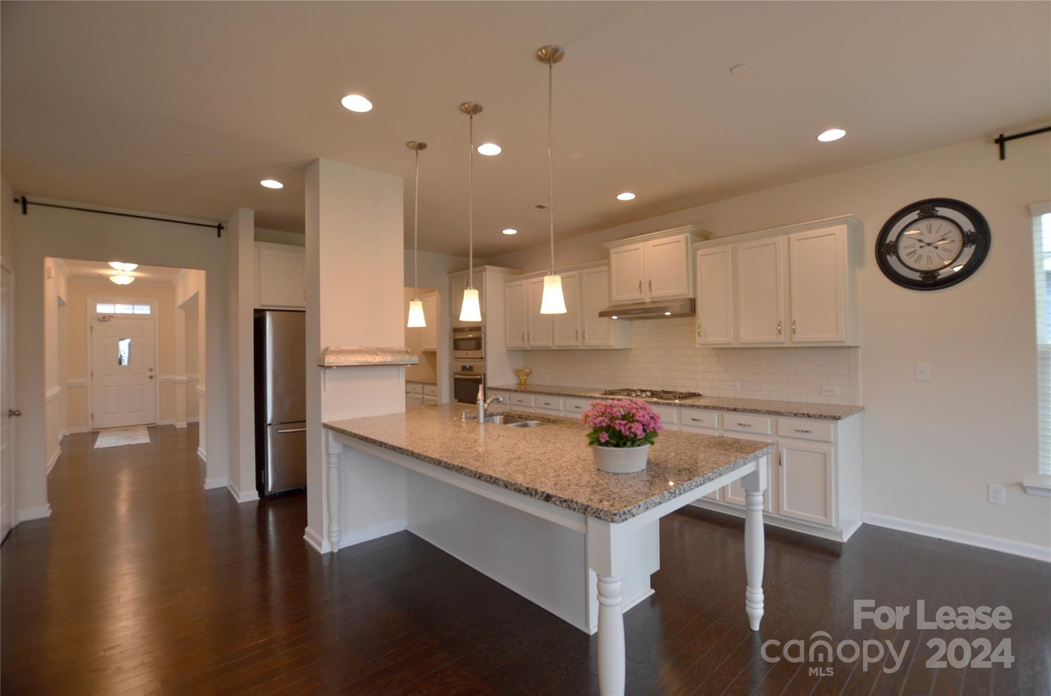 Allen Mills - Residential Lease