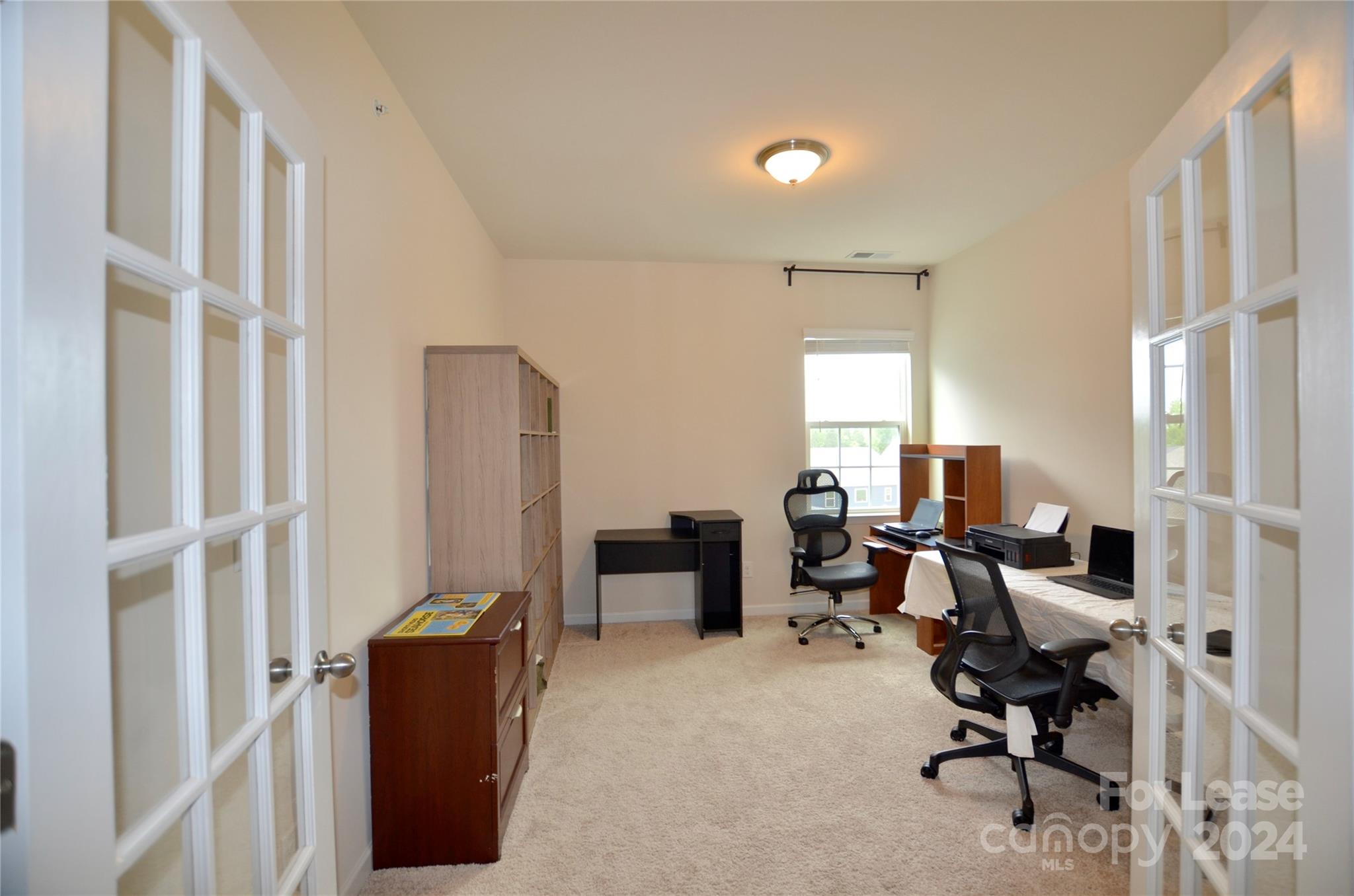 Allen Mills - Residential Lease