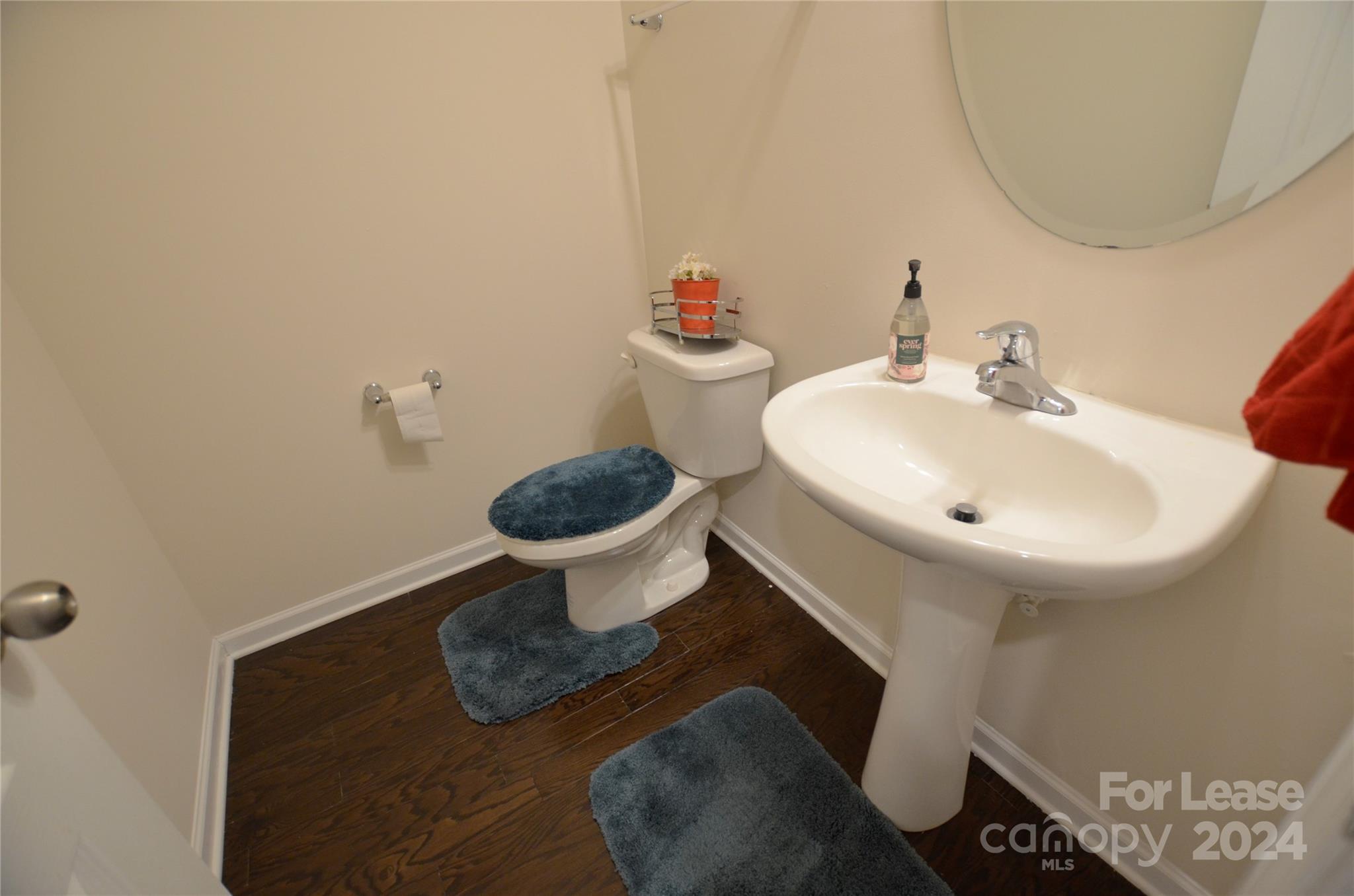 Allen Mills - Residential Lease