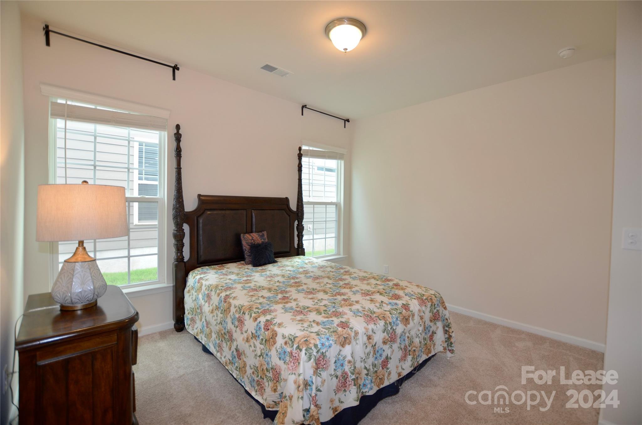 Allen Mills - Residential Lease