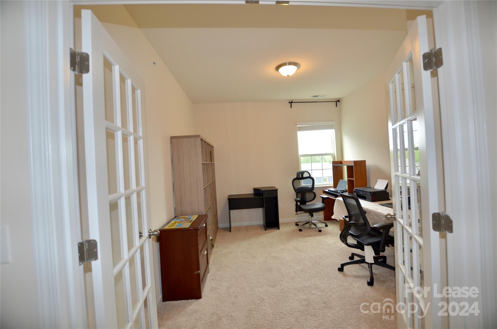 Allen Mills - Residential Lease