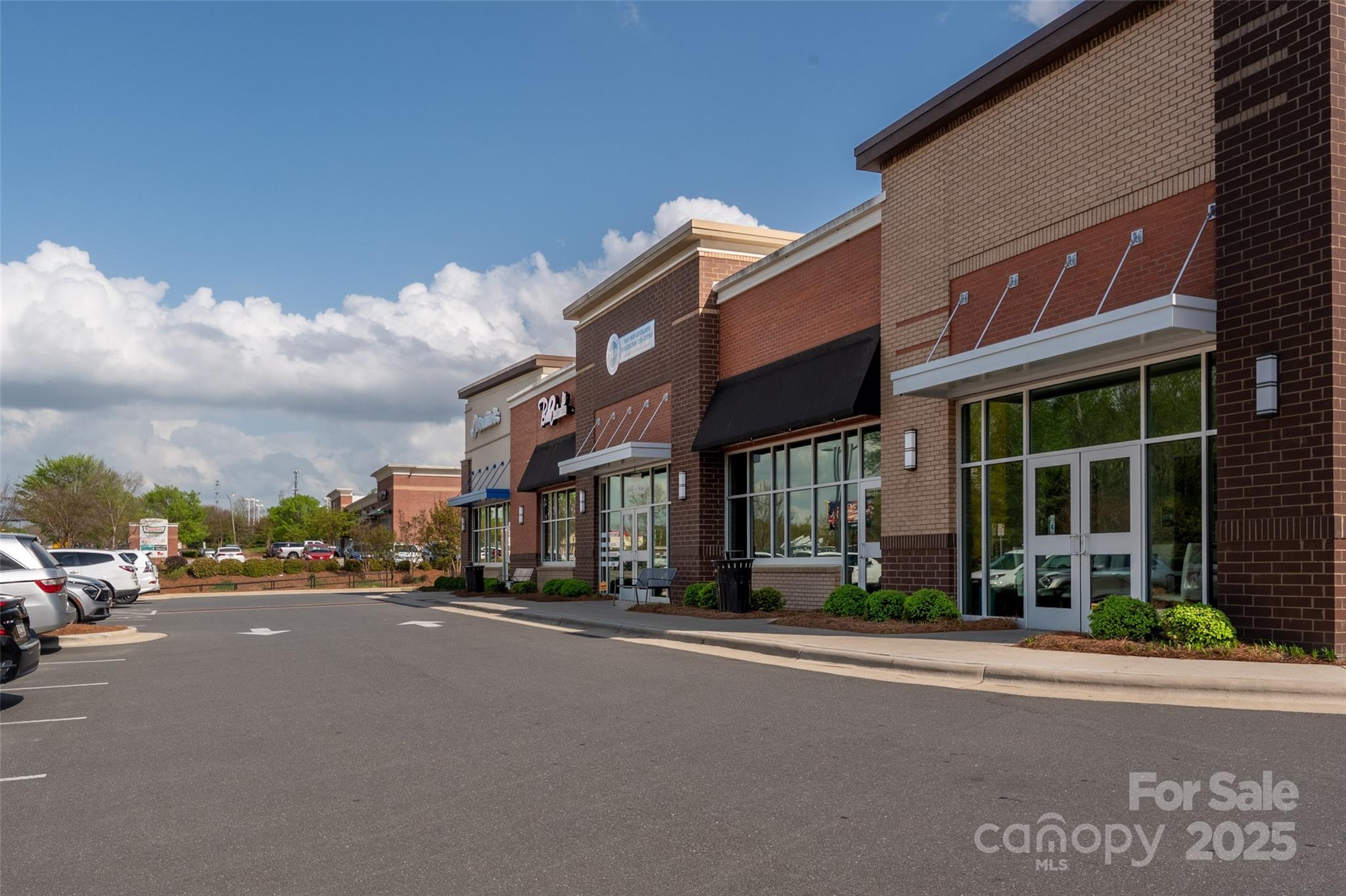 Hunt Club - Residential