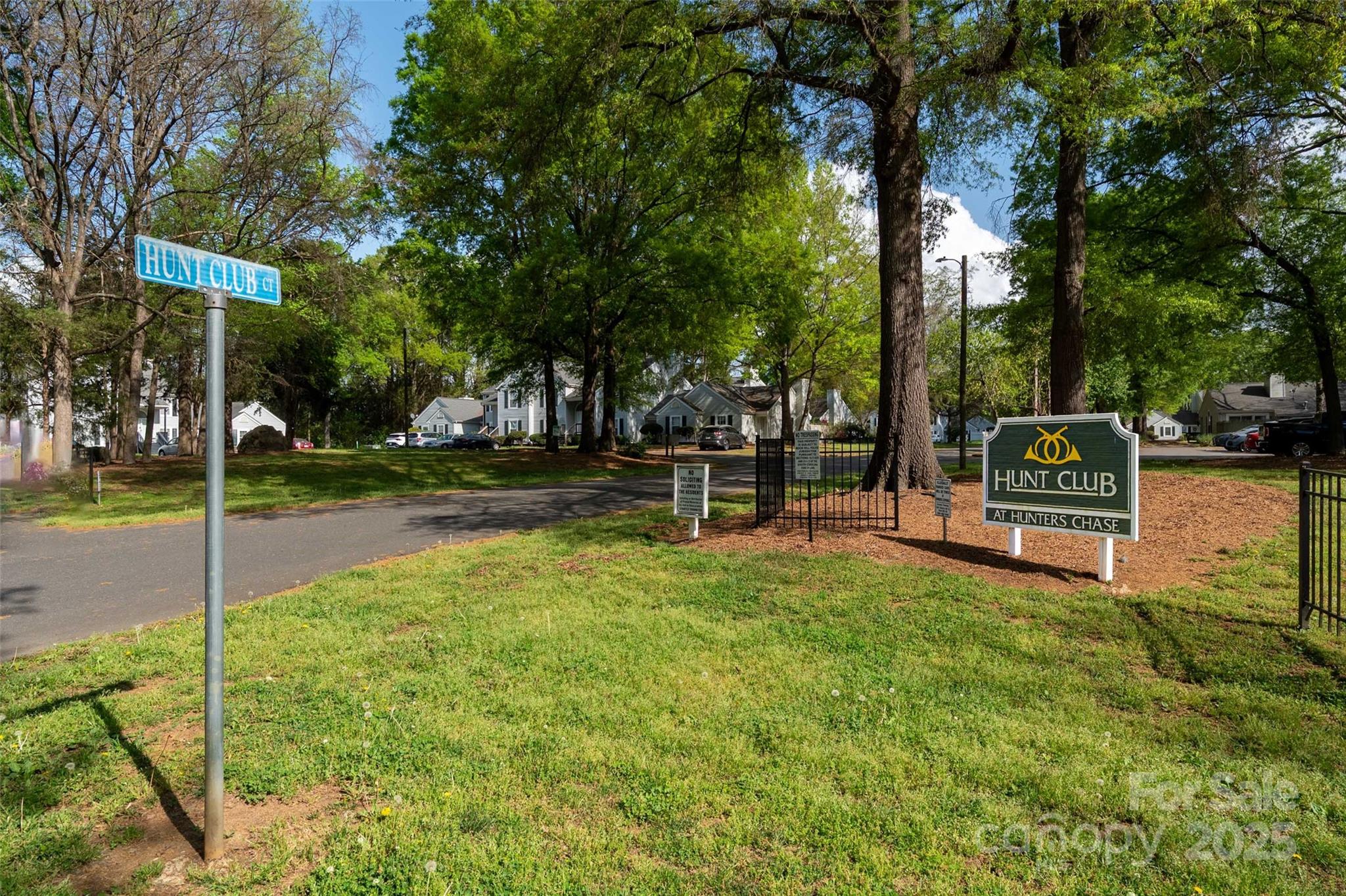 Hunt Club - Residential