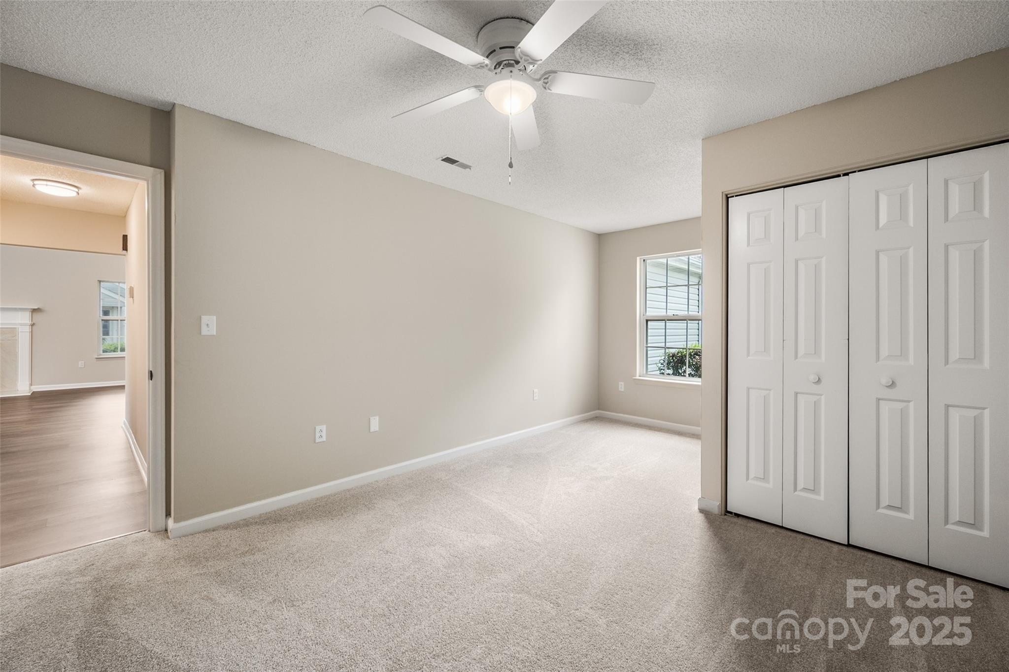 Hunt Club - Residential