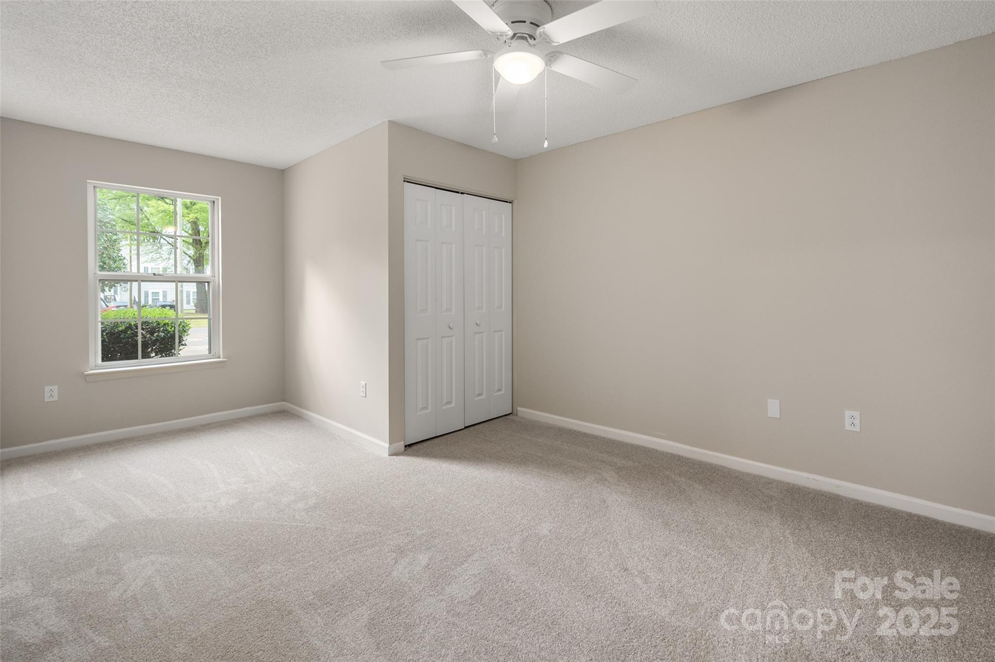 Hunt Club - Residential