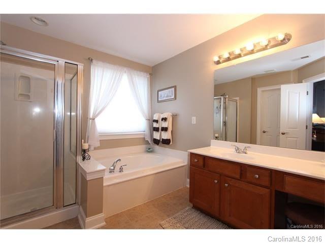 Macaulay - Residential Lease