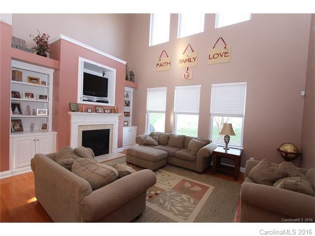 Macaulay - Residential Lease