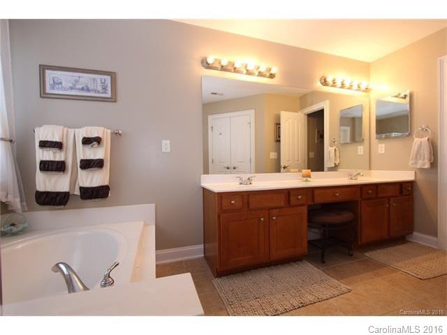 Macaulay - Residential Lease