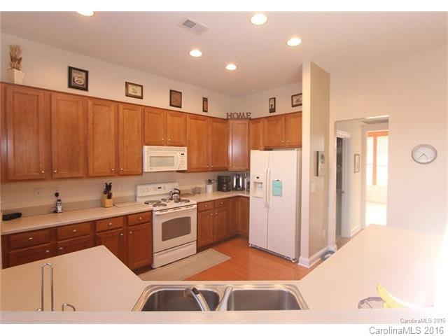 Macaulay - Residential Lease