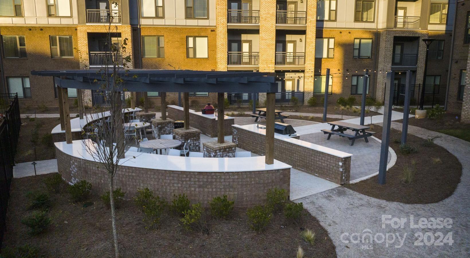 Charlotte, North Carolina 28217, United States, 2 Bedrooms Bedrooms, ,3 BathroomsBathrooms,Residential,Active,44191