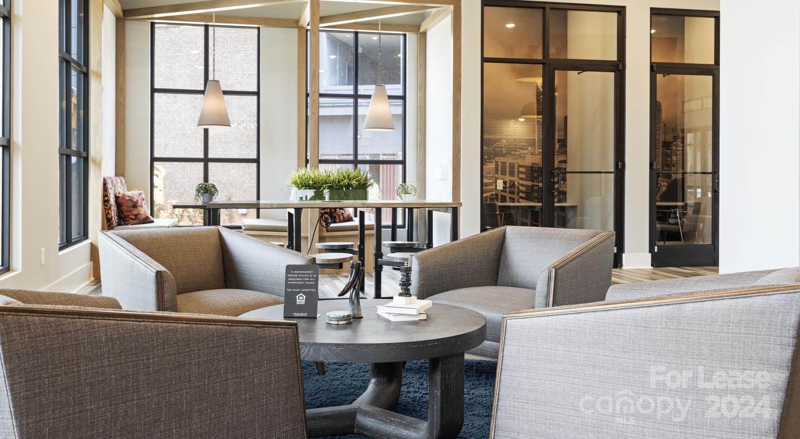 Charlotte, North Carolina 28217, United States, 2 Bedrooms Bedrooms, ,3 BathroomsBathrooms,Residential,Active,44191