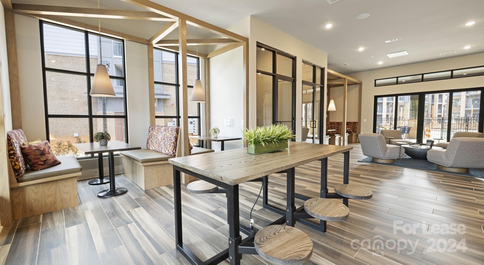 Charlotte, North Carolina 28217, United States, 2 Bedrooms Bedrooms, ,3 BathroomsBathrooms,Residential,Active,44191