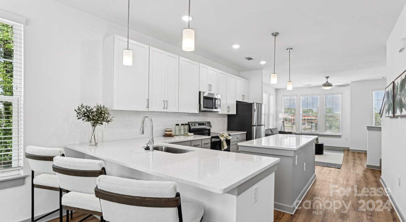 Charlotte, North Carolina 28217, United States, 2 Bedrooms Bedrooms, ,3 BathroomsBathrooms,Residential,Active,44191