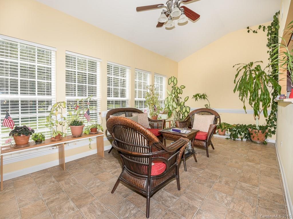 Brandon Oaks - Residential