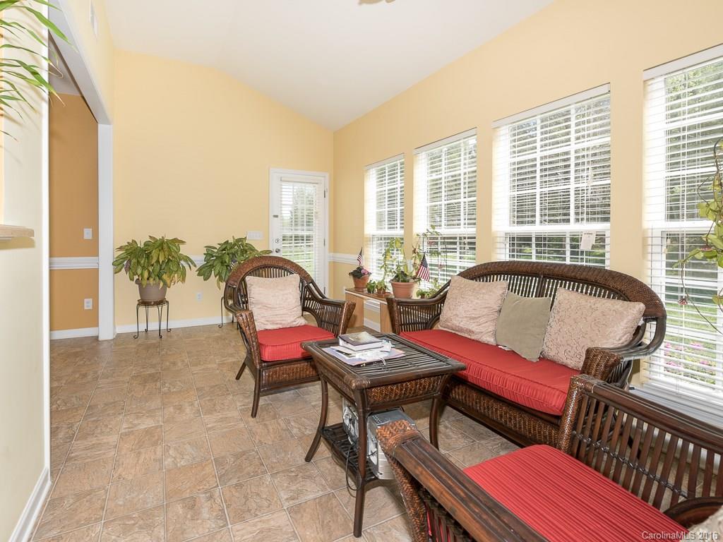 Brandon Oaks - Residential