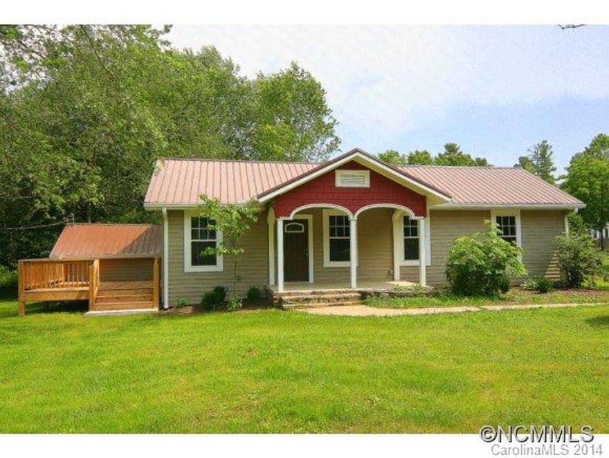 Immaculate Custom Renovation. 3 Bedrooms, 2 Full Baths & Approx. 1500 Sq Ft. Everything is brand new; Metal Roof, Hardwood Floors, Kitchen w/granite counters & SS Appliances, 2 New Bathrooms, Windows, Electrical, Plumbing, HVAC, Luxurious Master Suite & More. Sited on level lot w/creek, mature hardwood trees, large entertainment deck off kitchen, workshop, covered front porch & outbuildg. Also includes adjoining parcel for total of 0.75 acres.