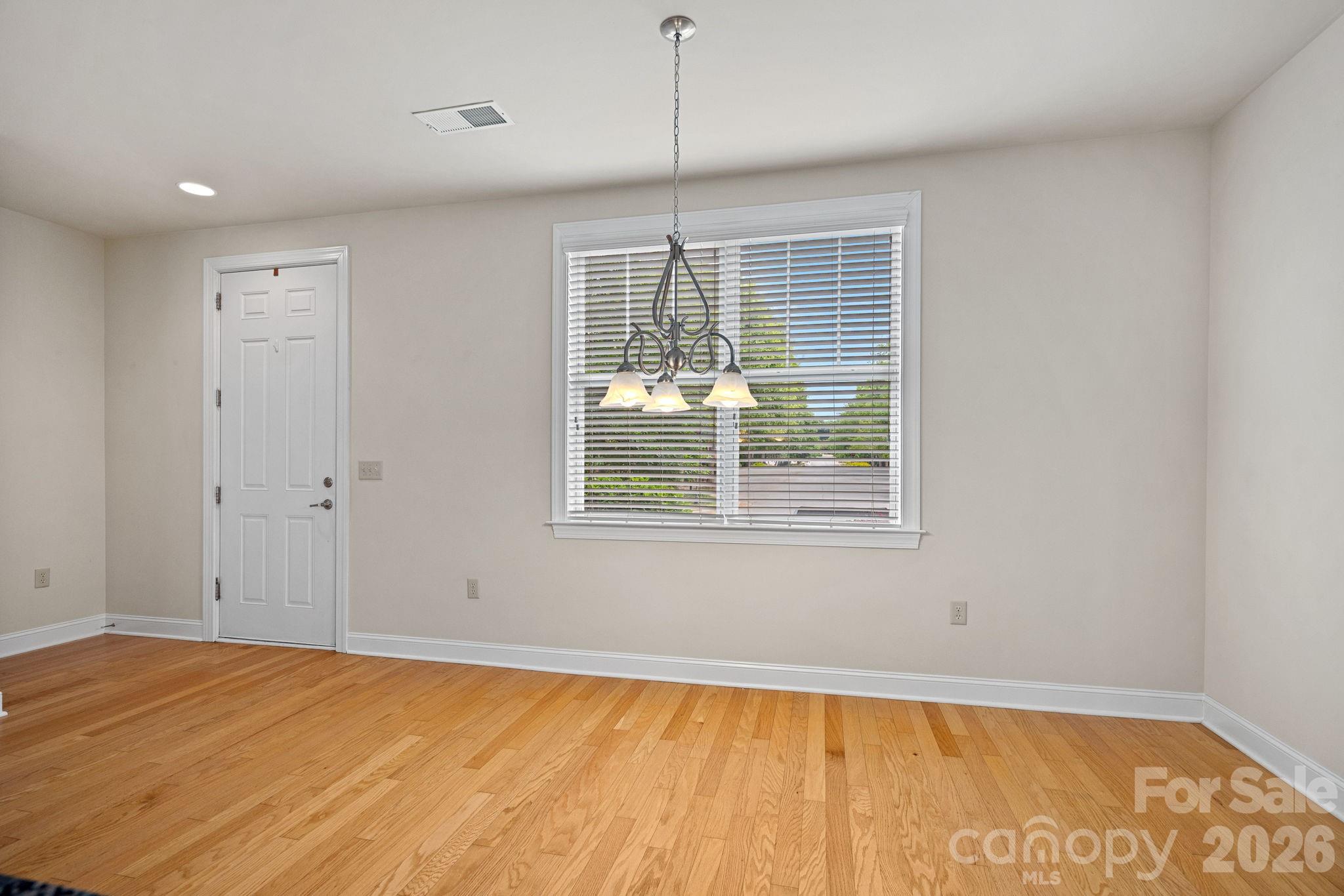 119 #C Steinbeck Way