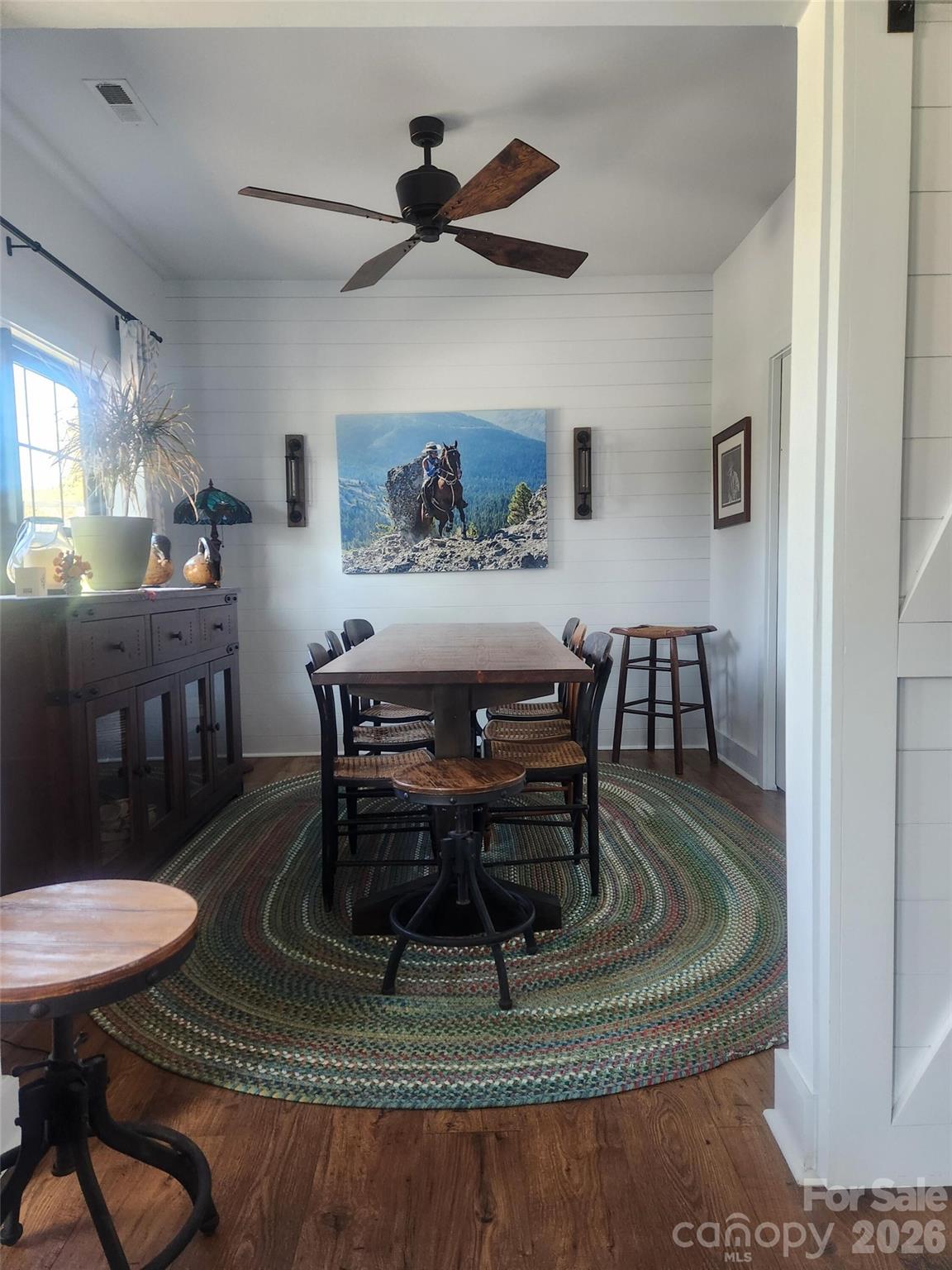 4085 Hunting Country Road