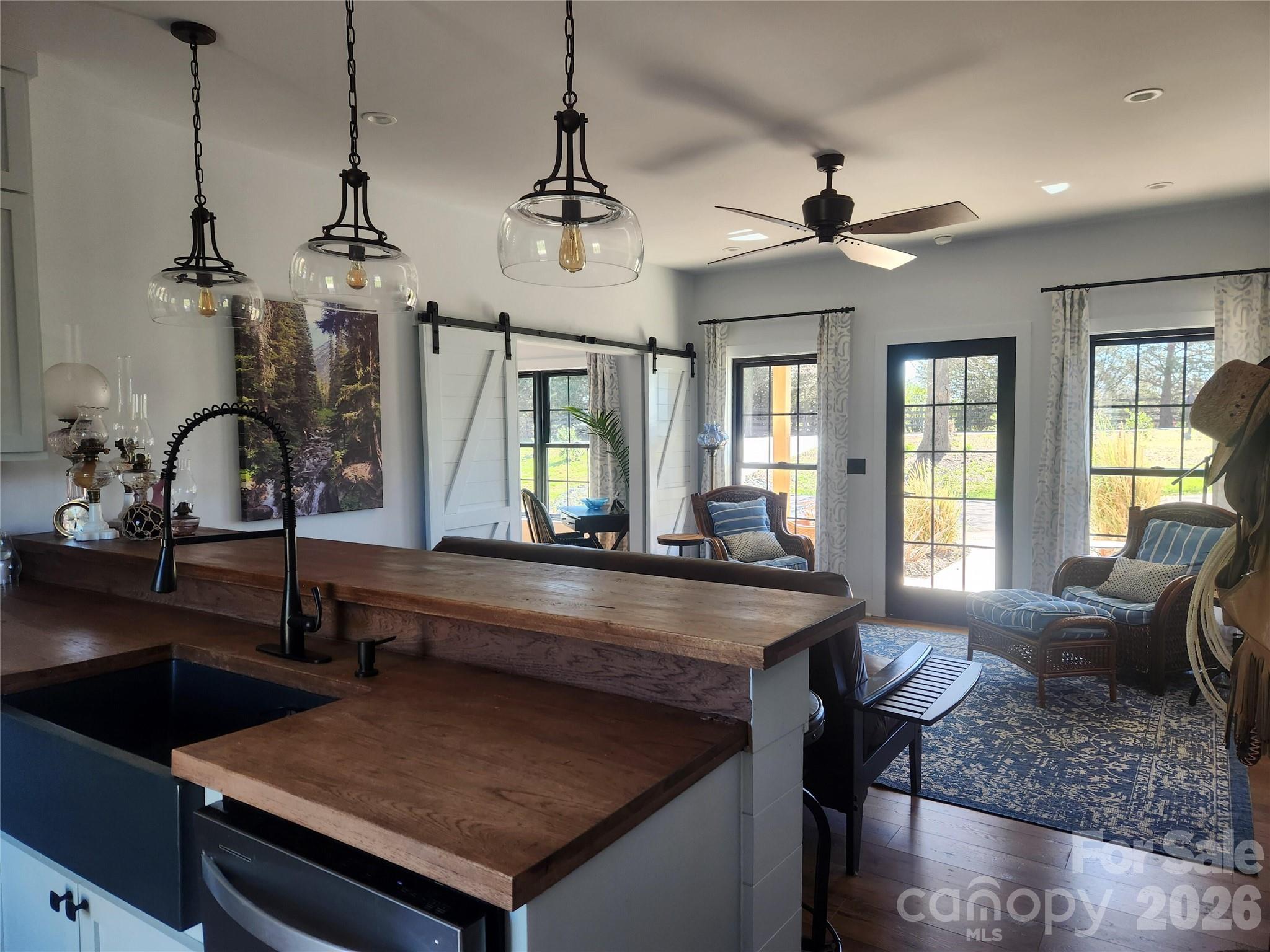 4085 Hunting Country Road