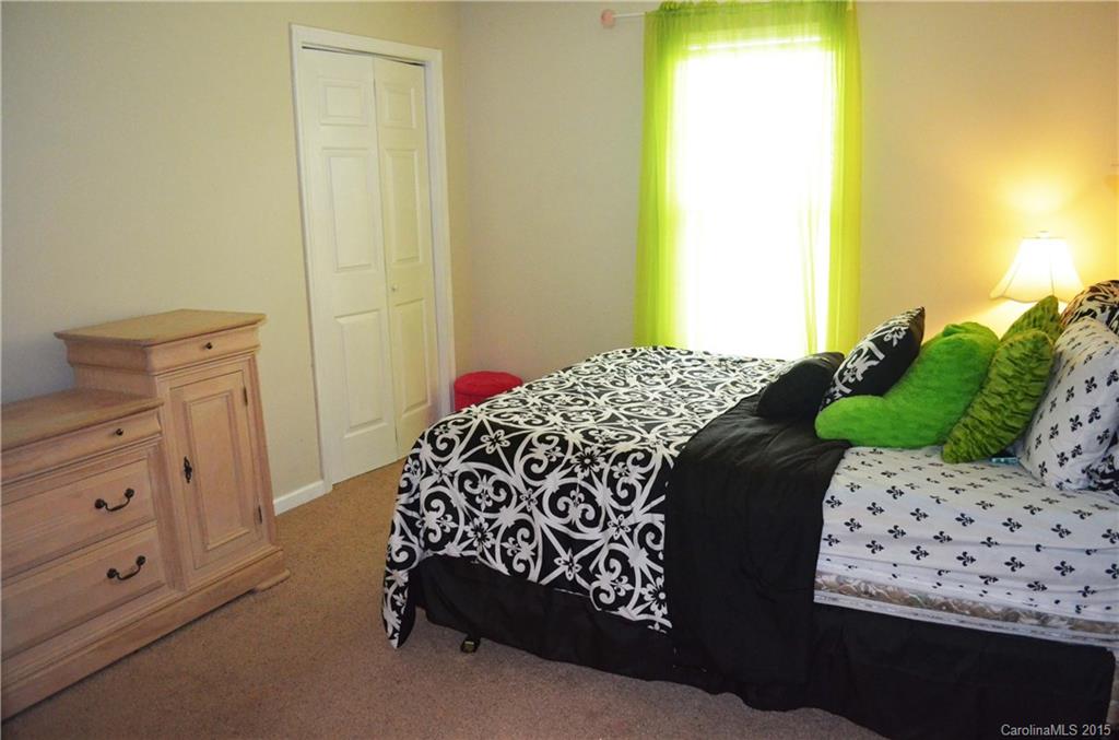 Flying V Acres - Residential