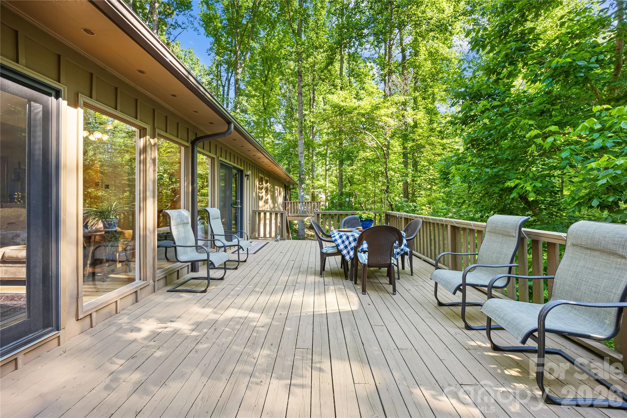 Country Club Hills - Residential