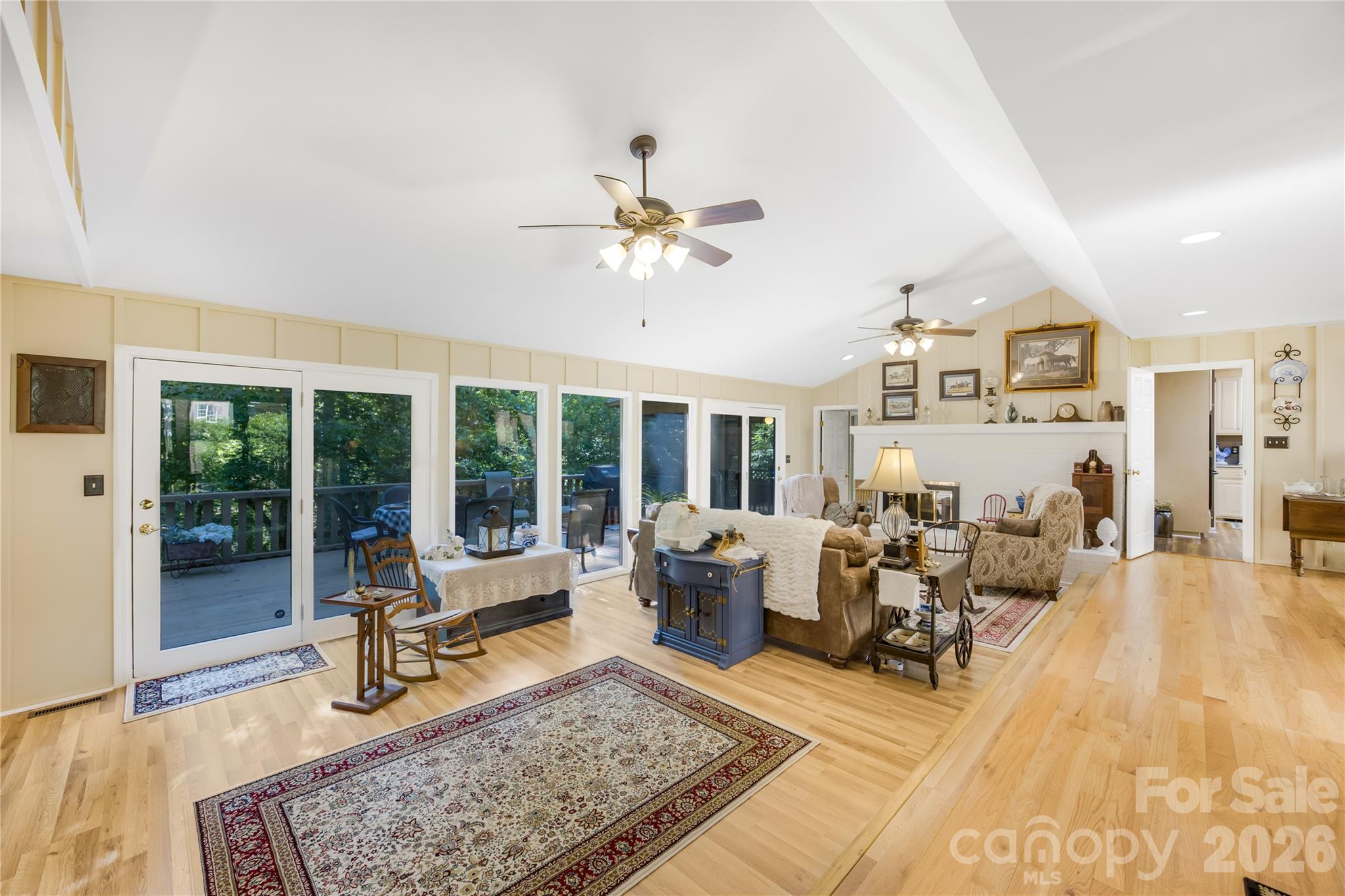 Country Club Hills - Residential