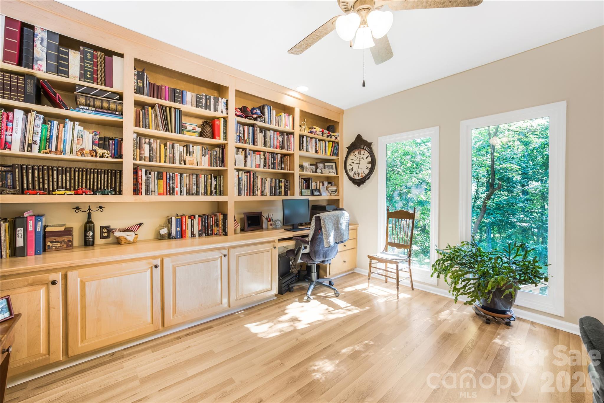 Country Club Hills - Residential