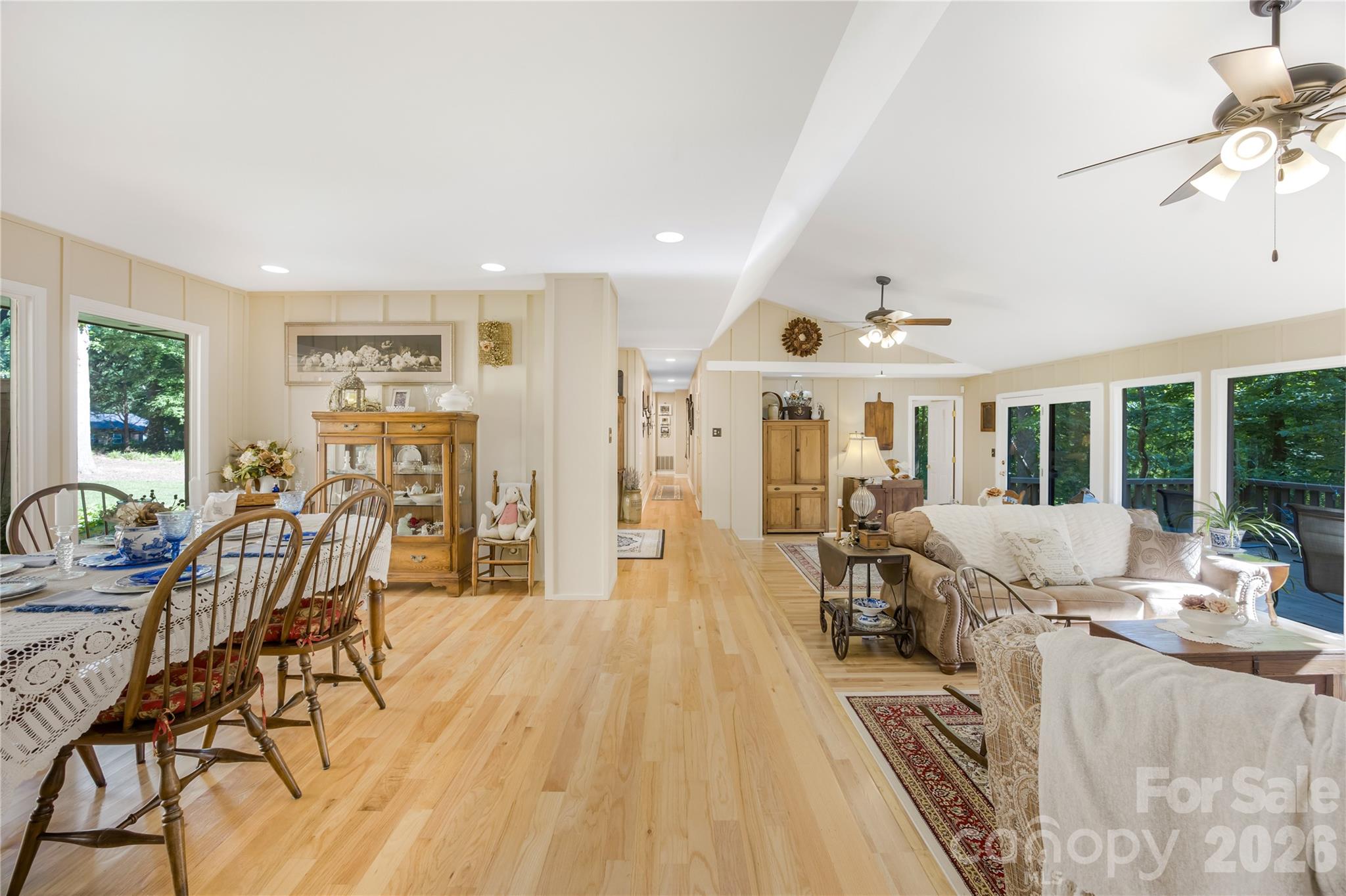 Country Club Hills - Residential