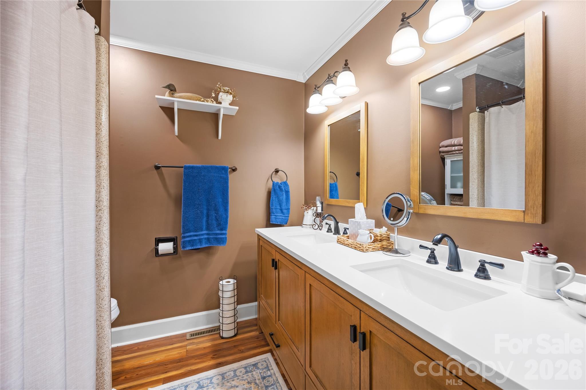Country Club Hills - Residential