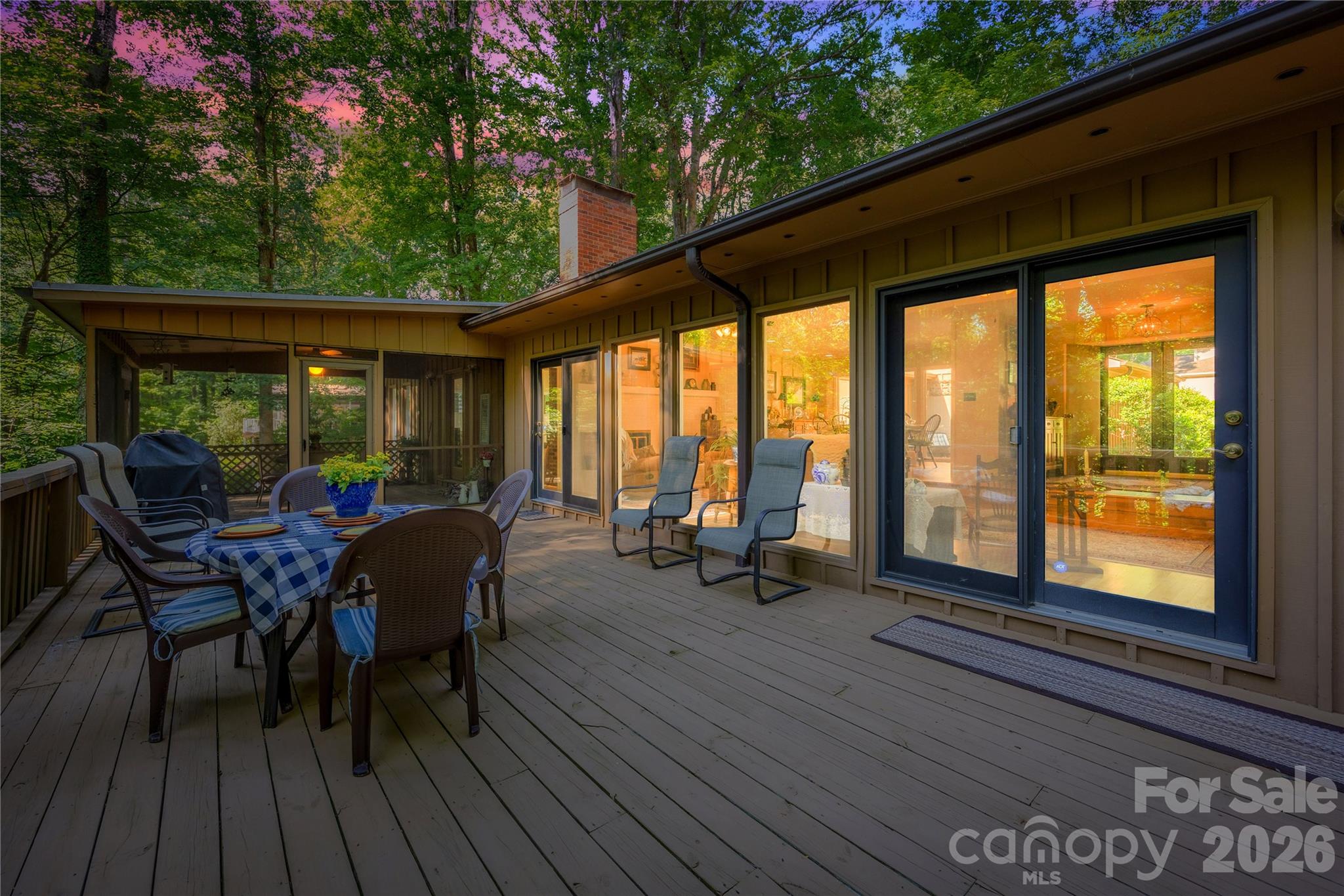 Country Club Hills - Residential