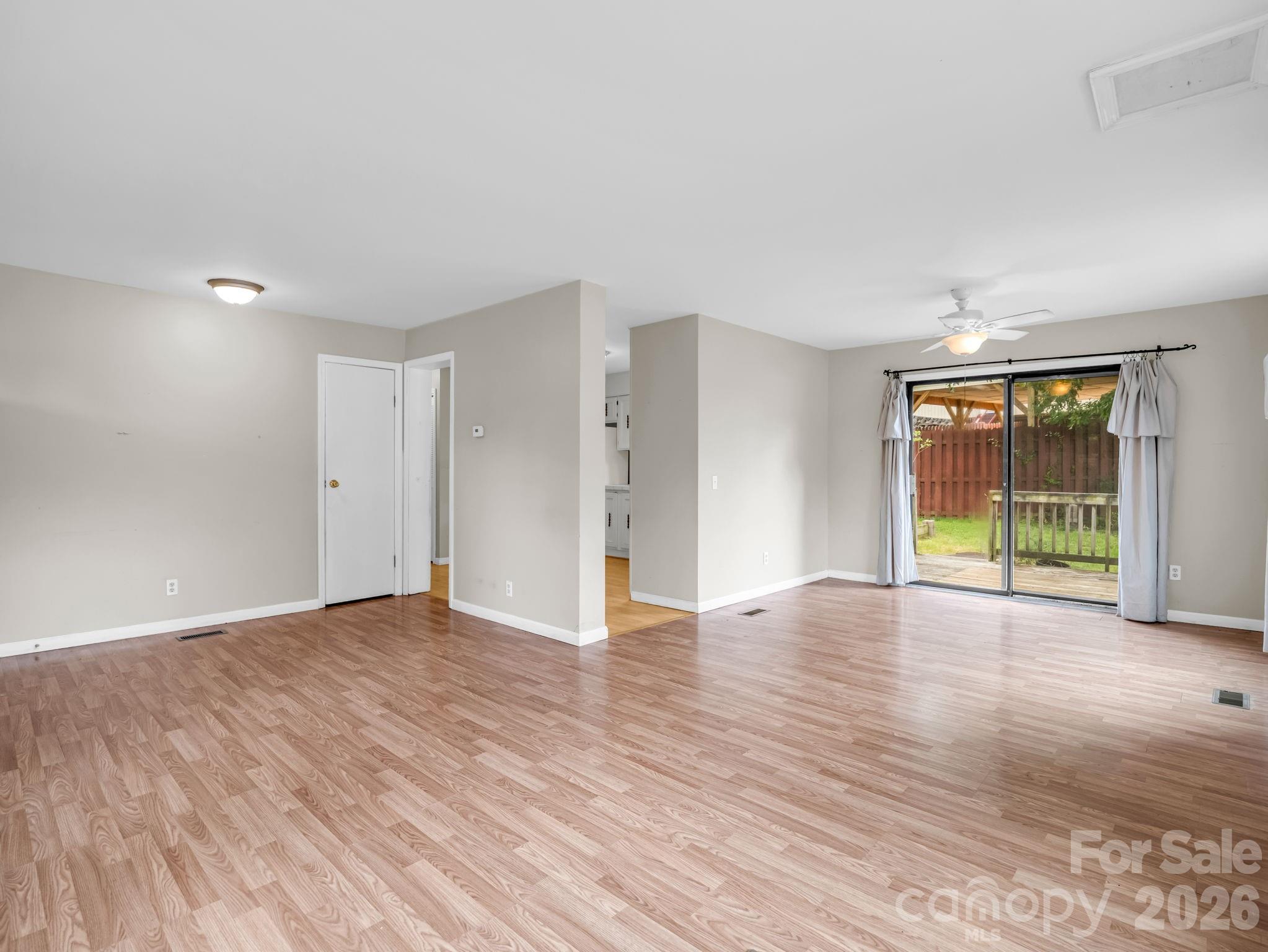 1 Lakewood Road