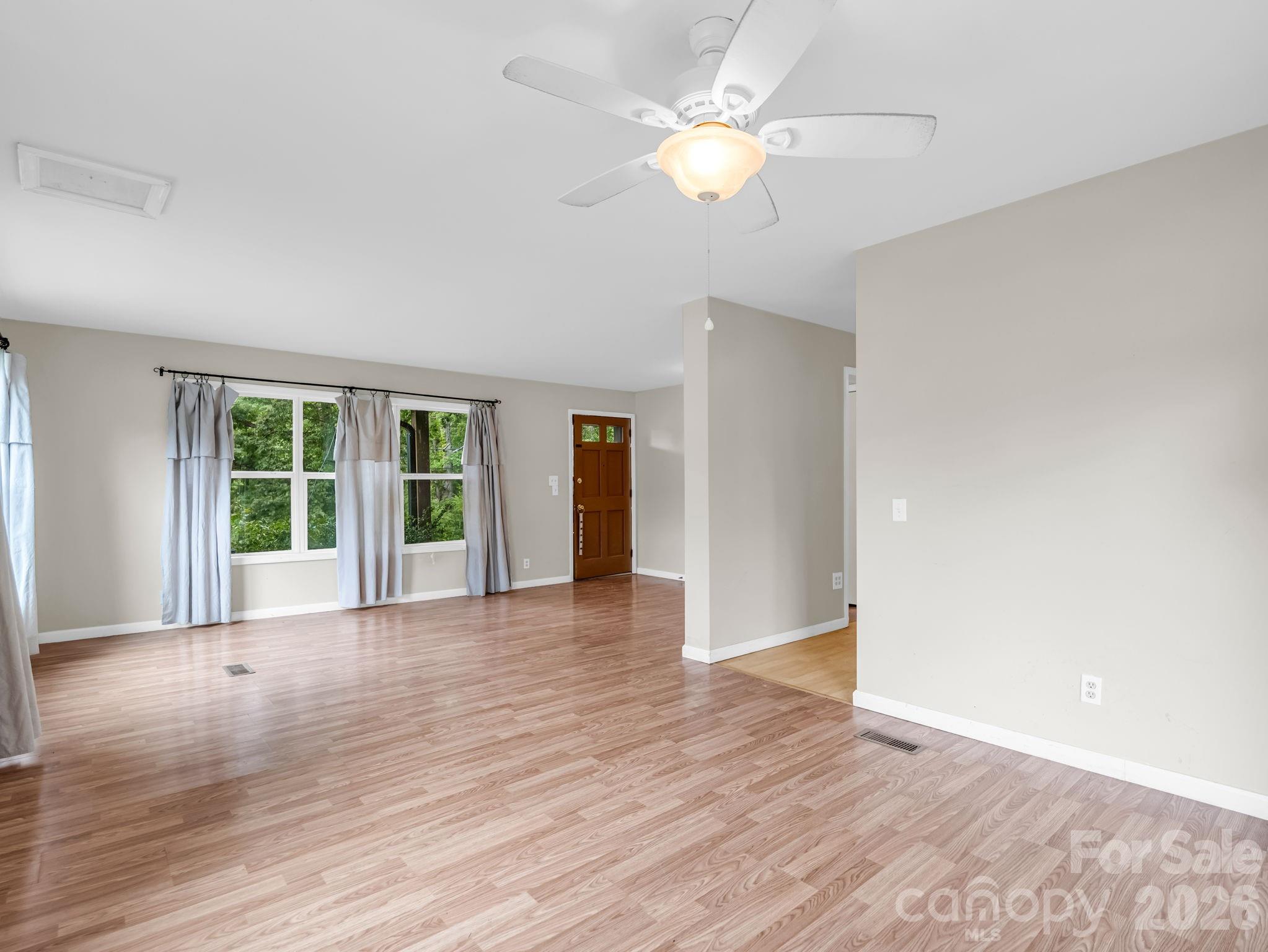 1 Lakewood Road