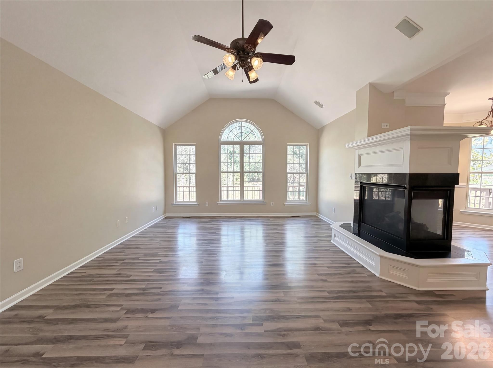 20224 Northport Drive