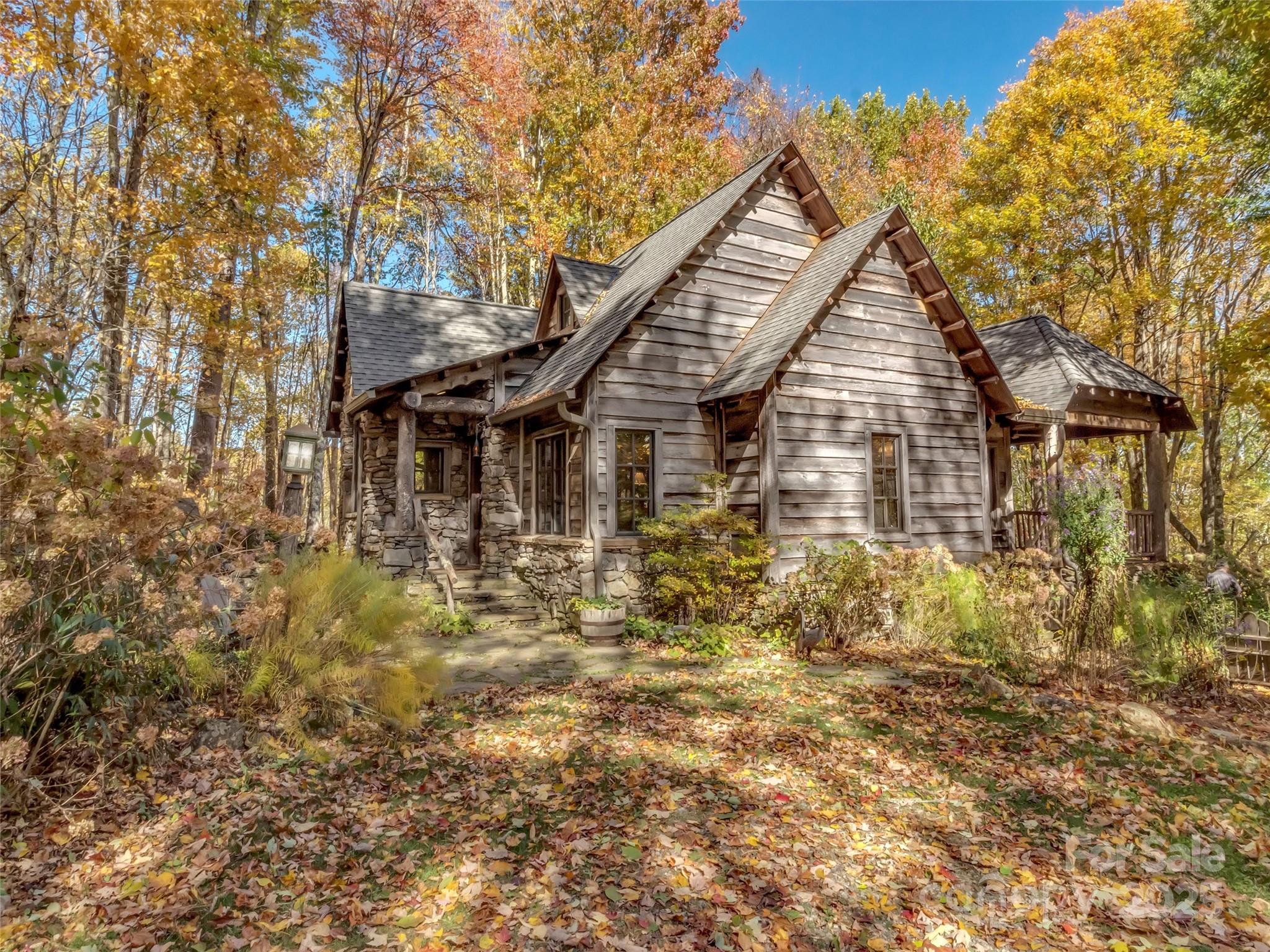 406 Pine Moss Trail