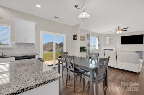 147 Kingsway Drive Mooresville NC 28115