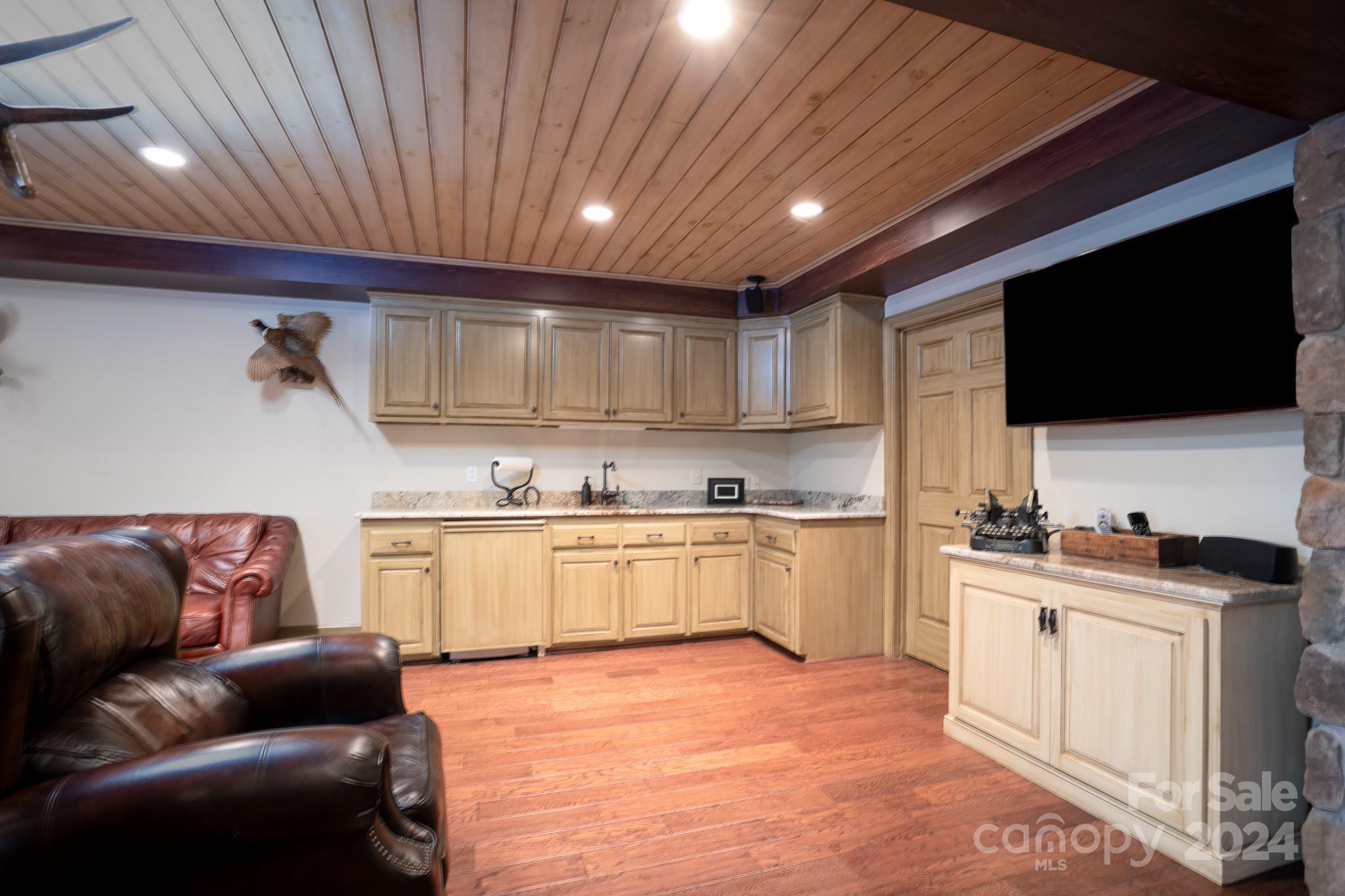 Uwharrie Point - Residential