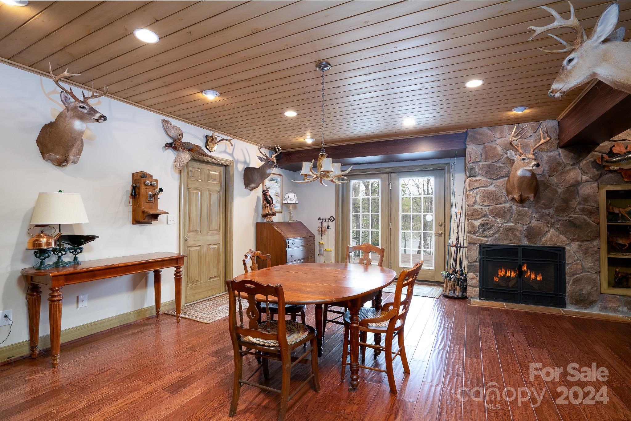 Uwharrie Point - Residential