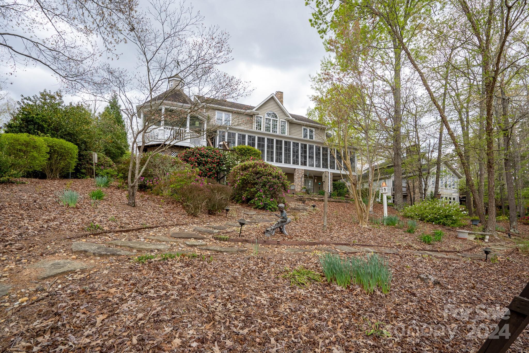 Uwharrie Point - Residential