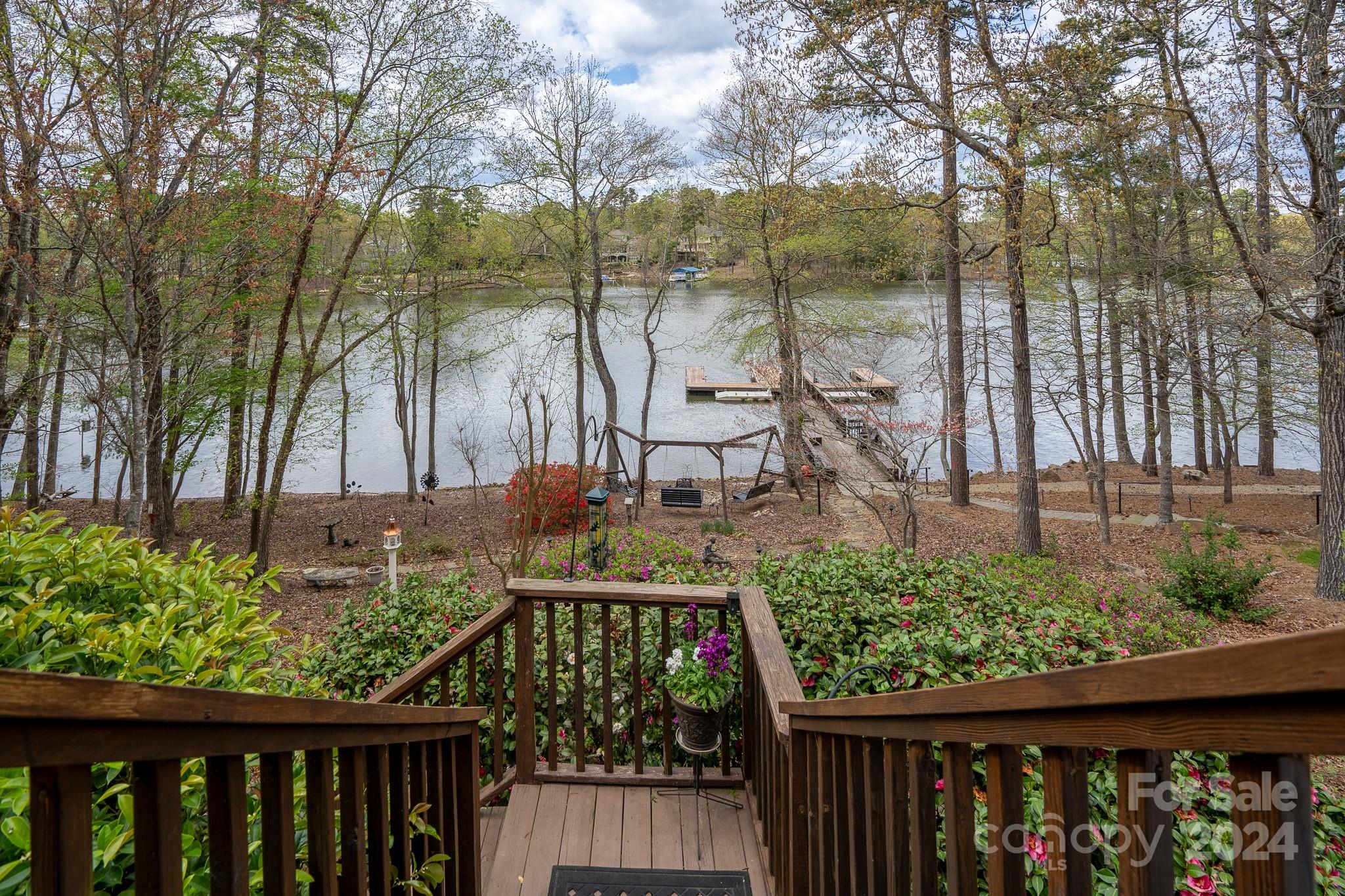 Uwharrie Point - Residential