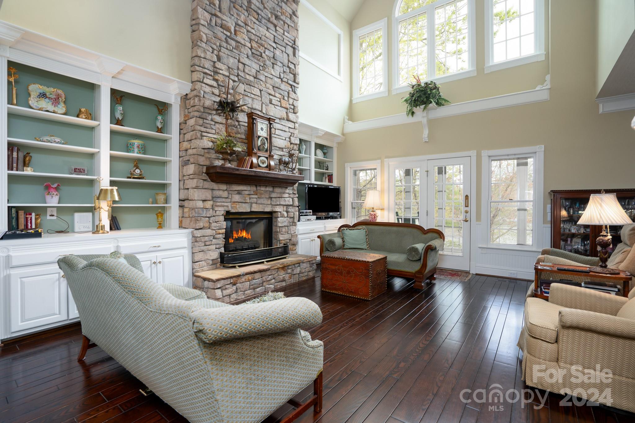 Uwharrie Point - Residential