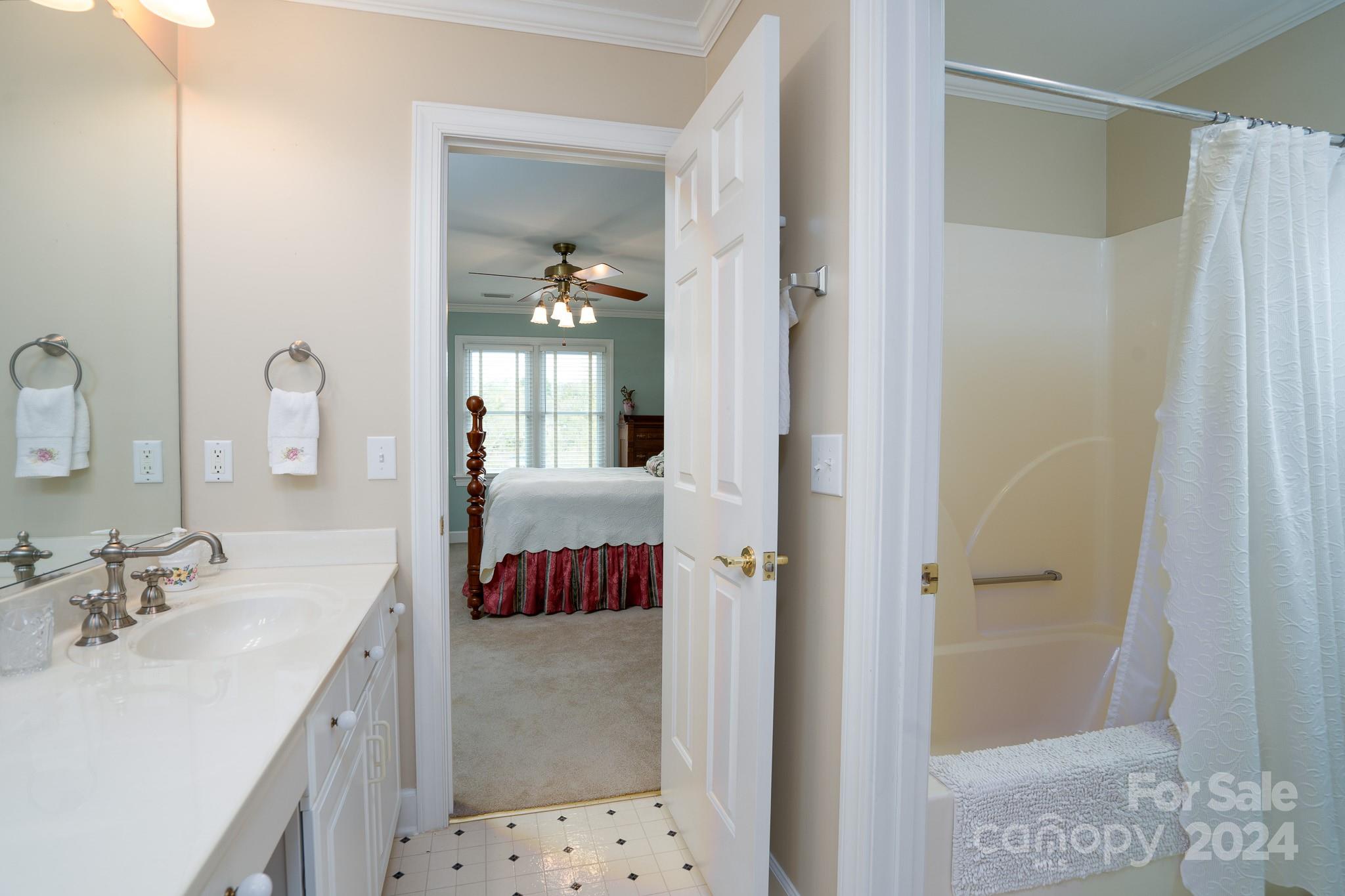 Uwharrie Point - Residential