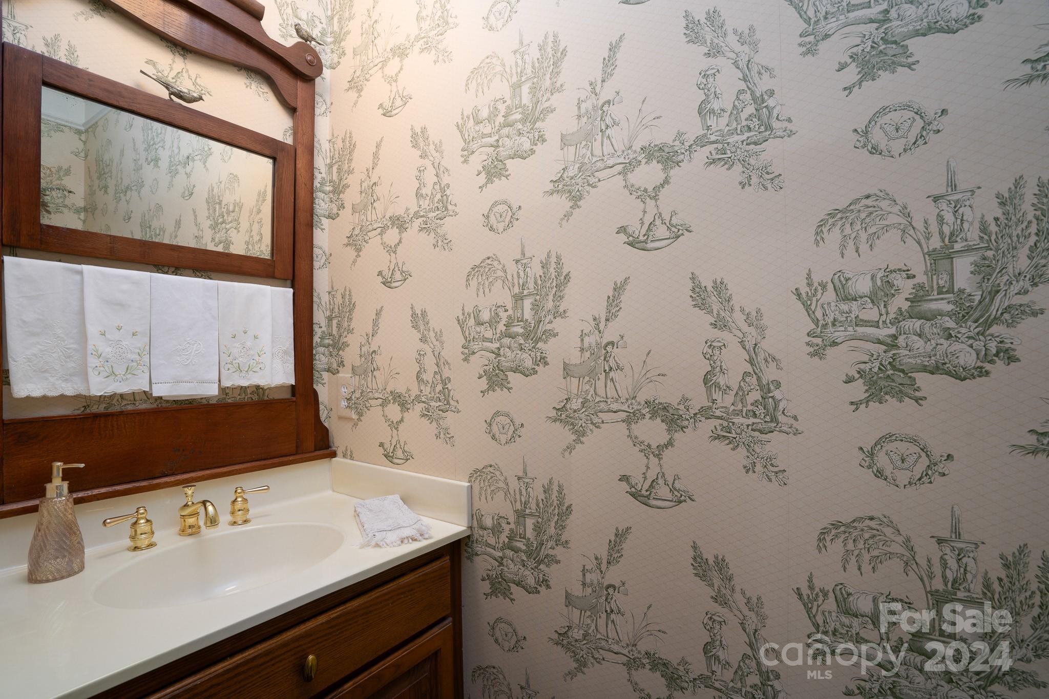 Uwharrie Point - Residential