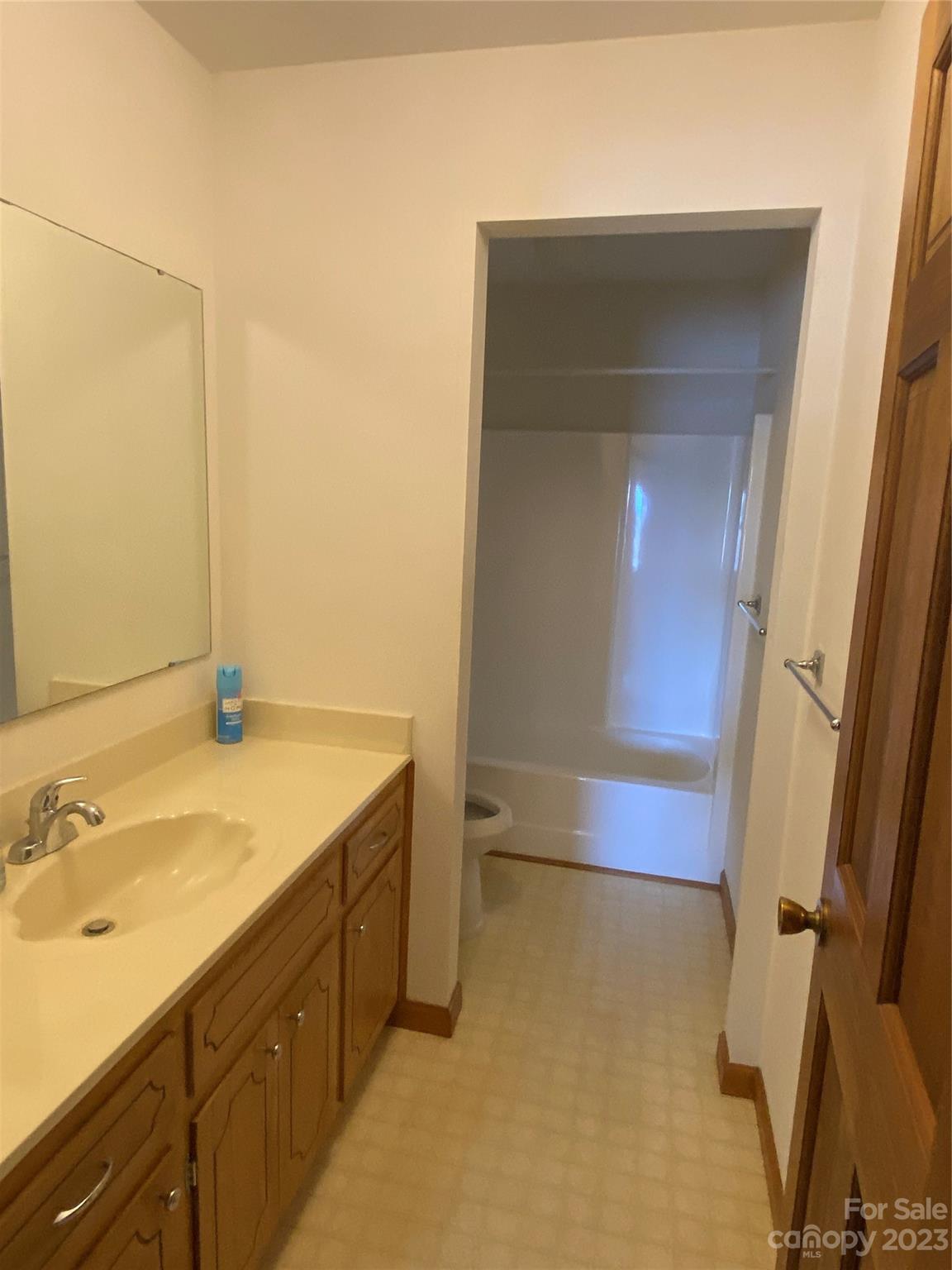 Imperial Point - Residential