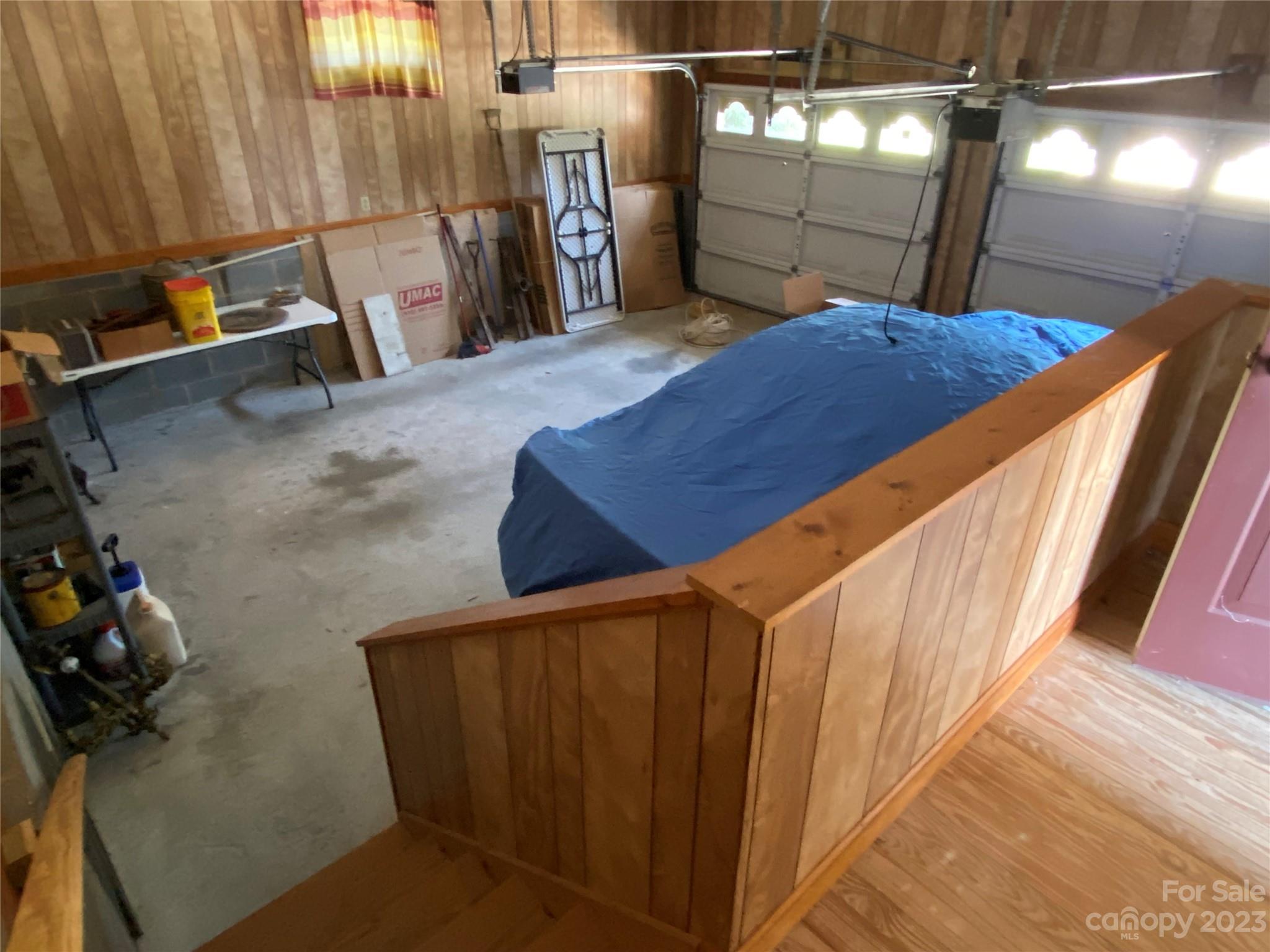 Imperial Point - Residential