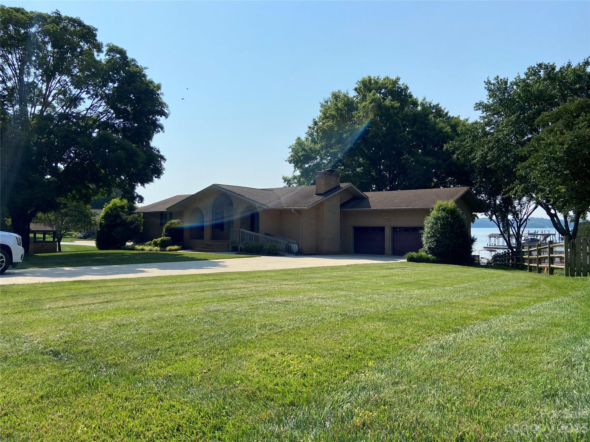 Imperial Point - Residential